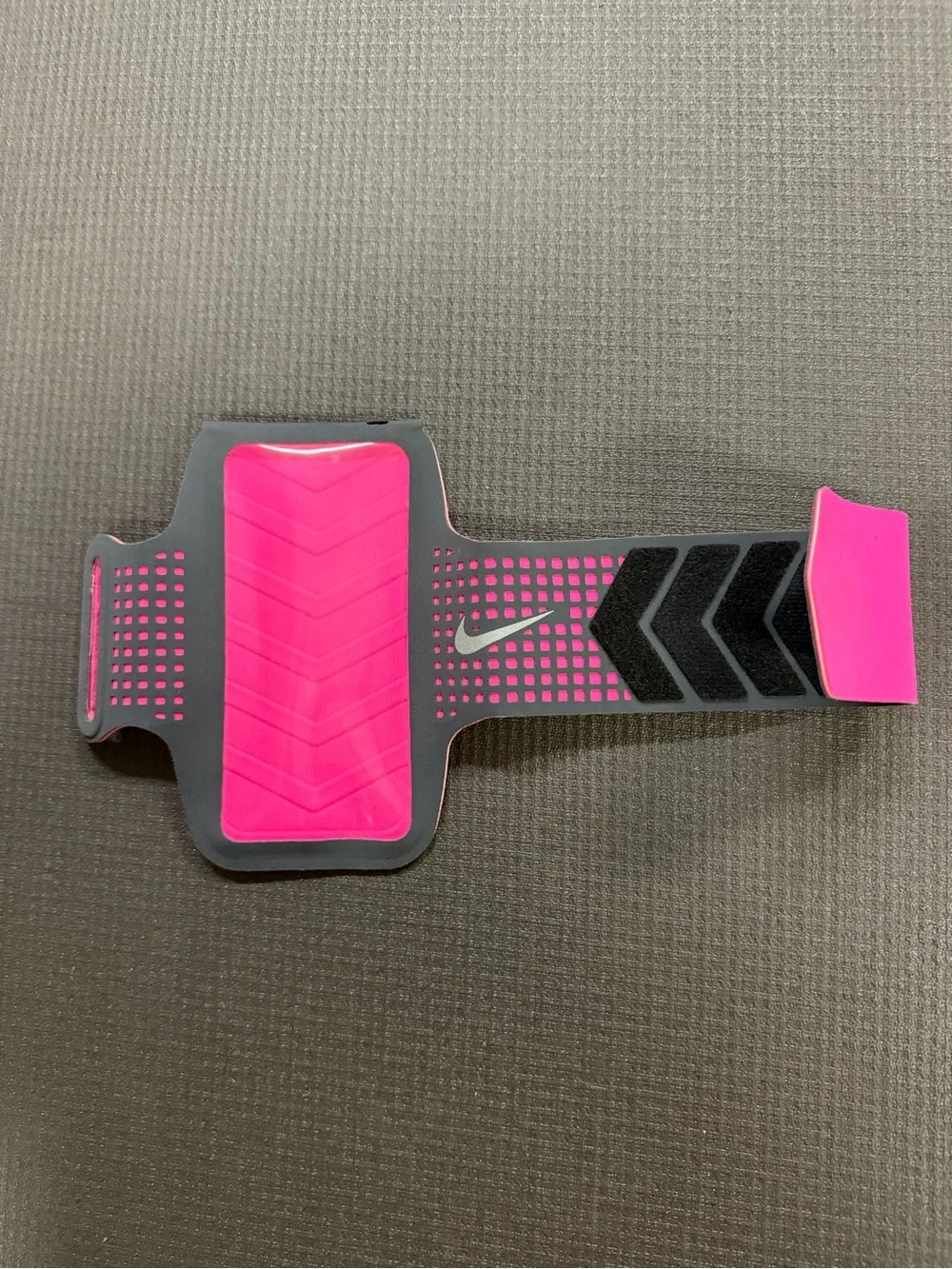 Nike Hot Pink & Gray Running Phone Armband